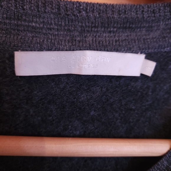 One day grey light wool top - Picture 3 of 7